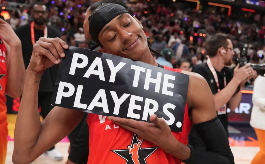Jogadoras da WNBA cobram melhores salários em Jogo das Estrelas: 'Paguem o que nos devem'.