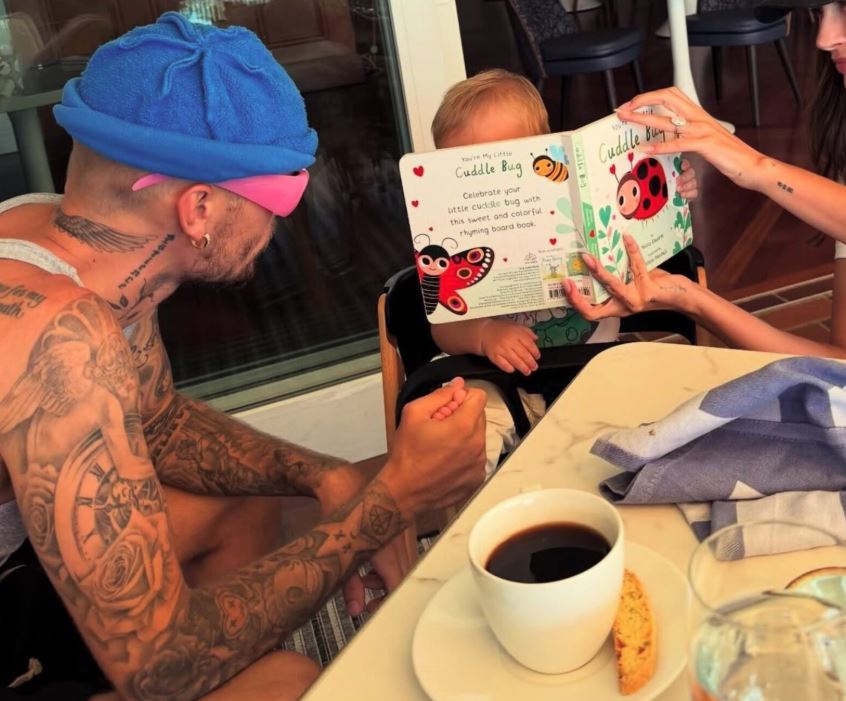 Justin Bieber mostra cliques raros do filho, Jack Blues, que está prestes a completar 1 ano