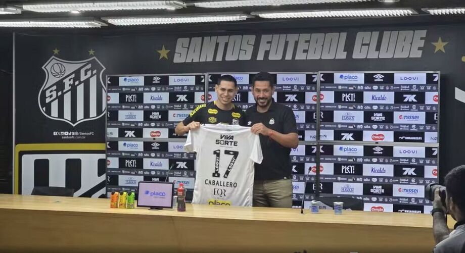 Caballero estreia pelo Santos, fala da emoção de jogar com Neymar e diz sonhar com vaga na seleção paraguaia.