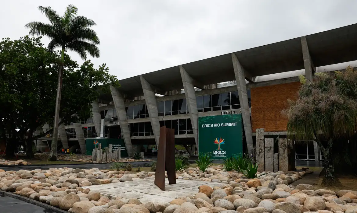 Esquadrão antibomba faz varreduras preventivas para Cúpula do Brics