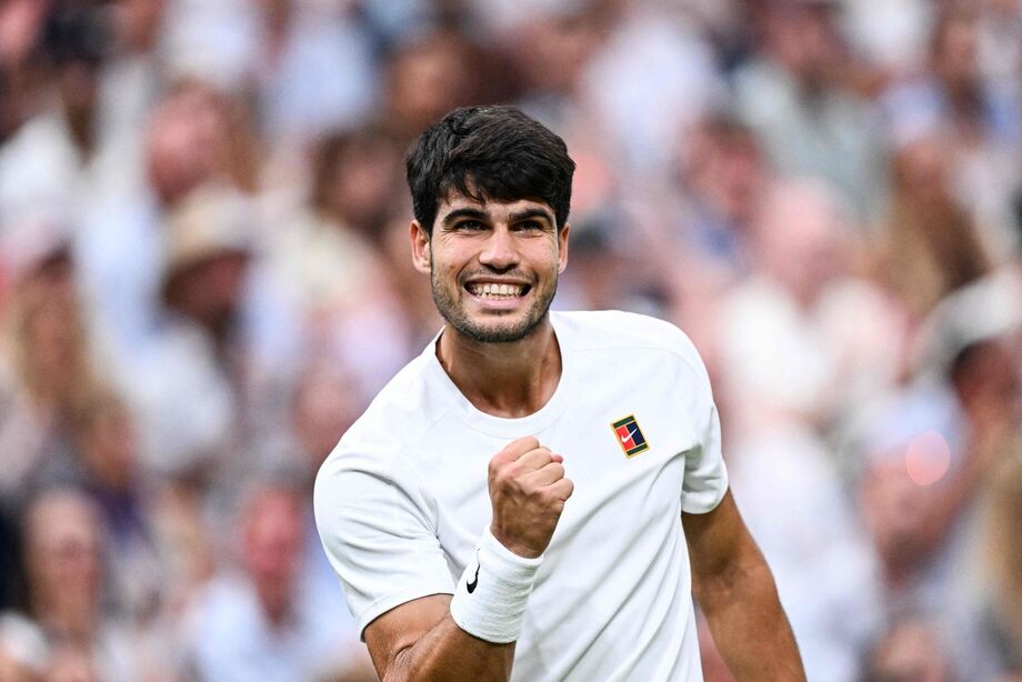 Alcaraz vira contra Rublev, chega a 22 vitórias seguidas e vai às quartas de Wimbledon