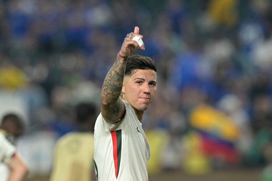 Enzo Fernández é uma das apostas do Chelsea para jogo com o Fluminense.