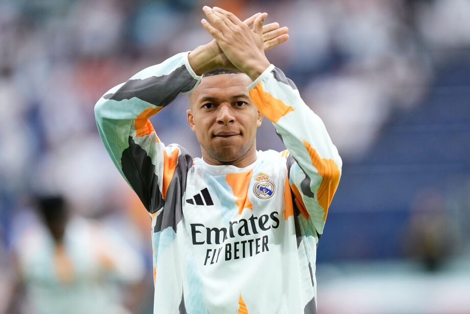 Kylian Mbappé retorna aos treinamentos do Real Madrid e pode reforçar time merengue na rodada final da fase de grupos do Mundial de Clubes.