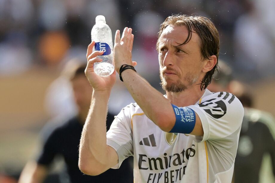 Modric se despediu do time espanhol após a eliminação no Mundial de Clubes contra o PSG.
