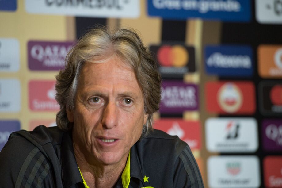 Jorge Jesus já sobrevoa a CBF, e cava a vaga desde 2021, mas recusou convite e viu Ancelotti assumir.