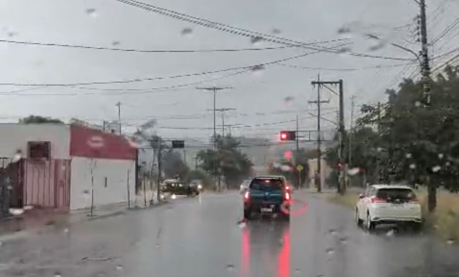 Frente fria derruba temperatura em Campo Grande para 16,5°C e eleva umidade para 78%