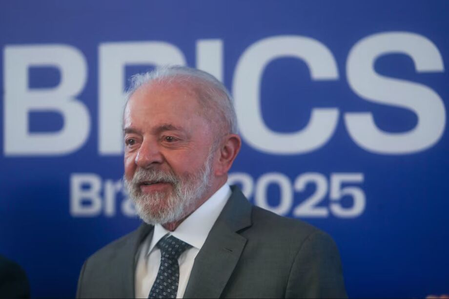 Lula participa da cúpula do Brics