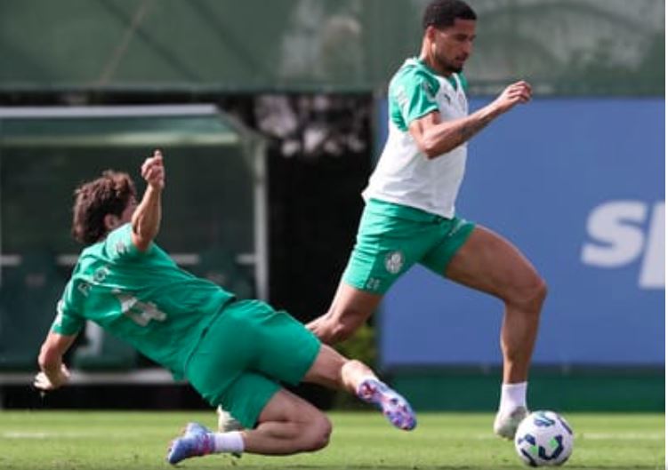 Agustín Giay e Murilo, do Palmeiras, durante treinamento