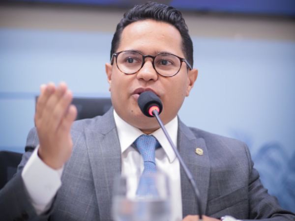 Papy deve seguir na presidência da Câmara com apoio de vários partidos