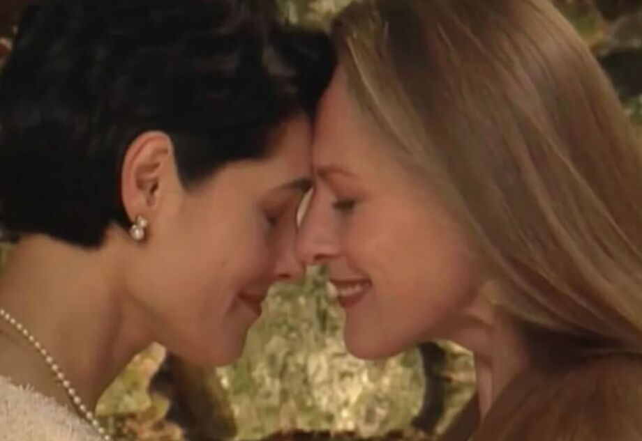 Diná (Chistiane Torloni) e Estela (Lucinha Lins) em cena de 'A Viagem'