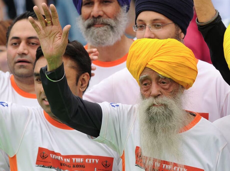 Fauja Singh, maratonista mais velho do mundo, morreu aos 114 anos após acidente de trânsito