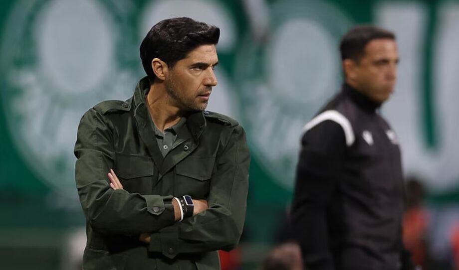 Abel Ferreira, técnico do Palmeiras, durante duelo com o Atlético-MG no Allianz Parque