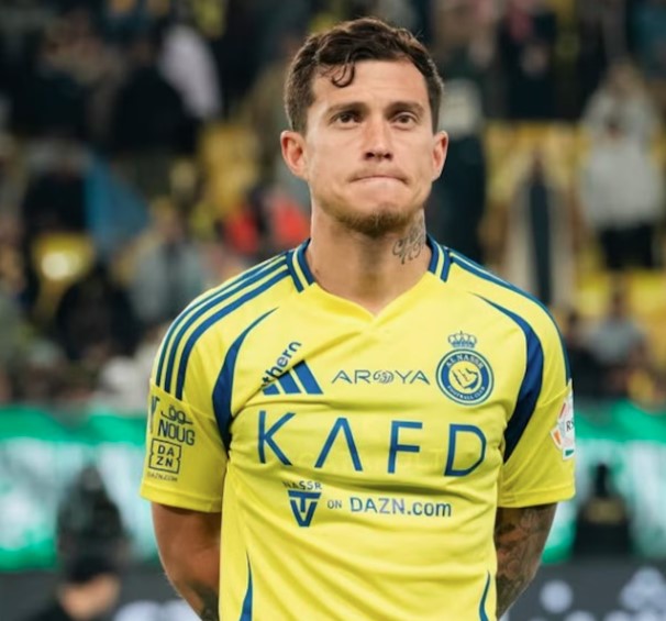 Otávio, brasileiro naturalizado português do Al-Nassr, estaria na mira do Palmeiras