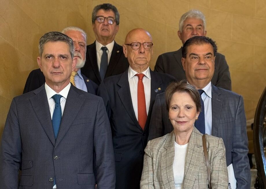 Senadores brasileiros durante missão oficial aos Estados Unidos para fortalecer cooperação e ampliar oportunidades de negócios bilaterais.