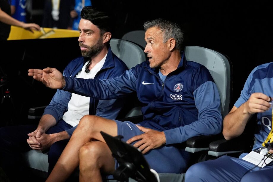 Luis Enrique prepara time parisiense para duelar com o Bayern de Munique em Atlanta.