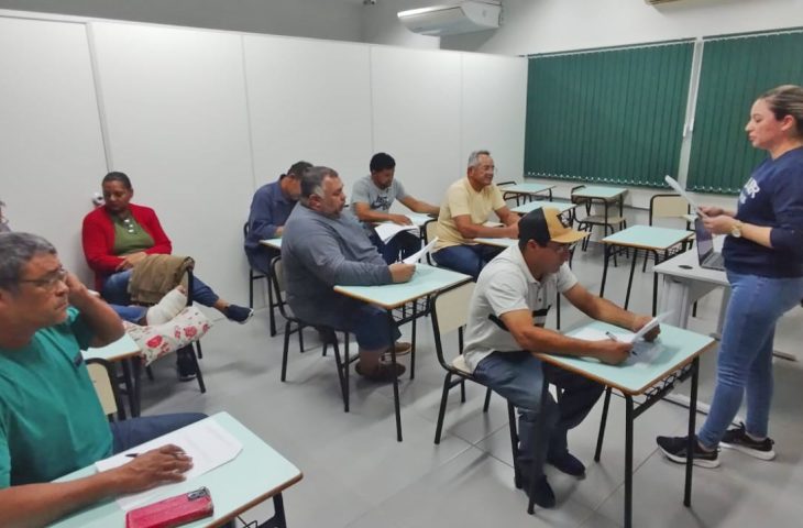 Metodologia humanizada do curso Novo Olhar mostra resultados concretos já na primeira turma em Aquidauana.