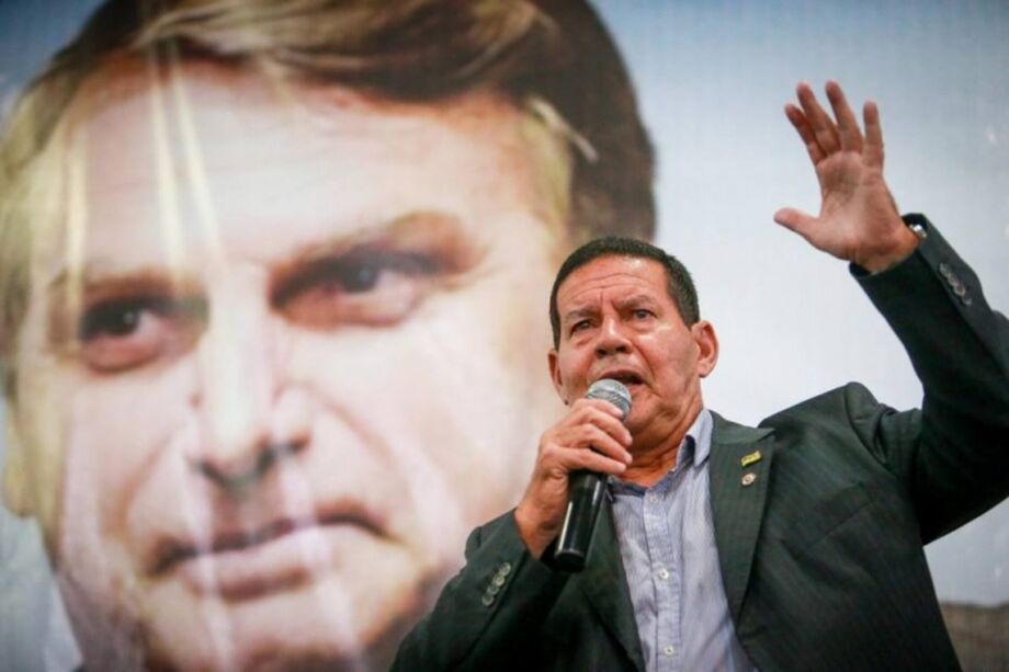 Hamilton Mourão defendeu Jair Bolsonaro, mas criticou a interferência norte-americana no Brasil