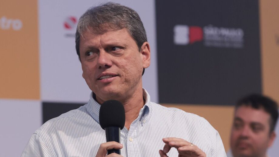 Segundo Datafolha, Tarcísio de Freitas é considerado o político mais confiável pelos brasileiros