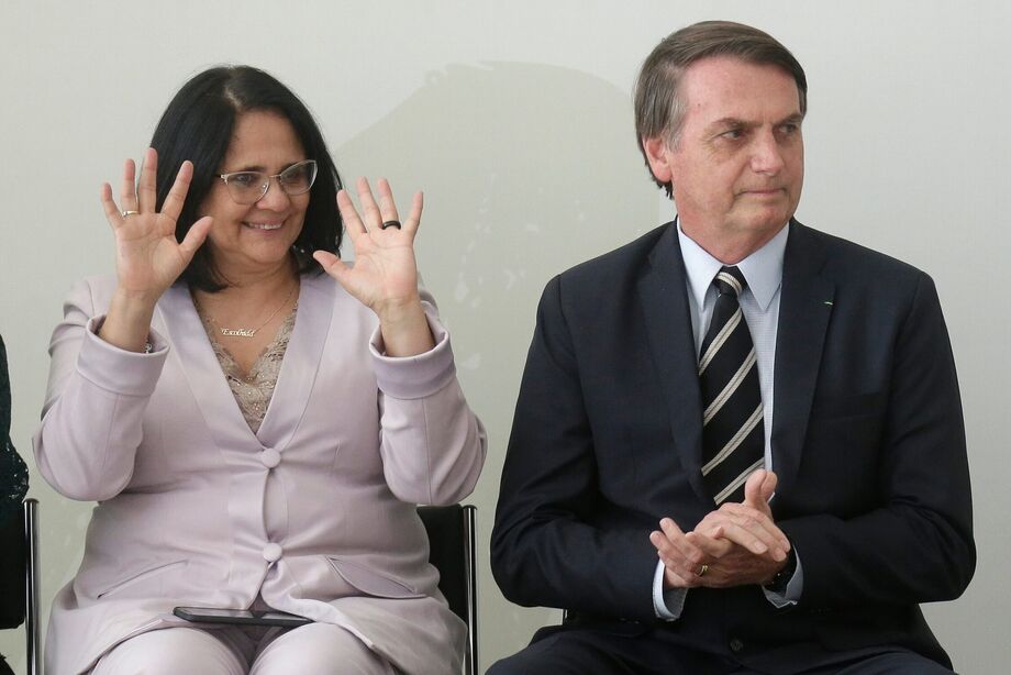 Damares Alves cita grave situação de violação de garantias fundamentais em requerimento de diligência