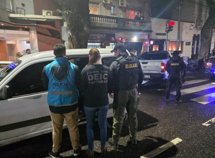Polícia Civil capturou na Argentina um dos principais foragidos do Estado do Rio Grande do Sul; suspeito é ligado ao PCC.