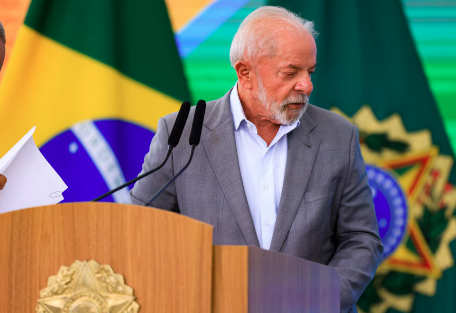 Lula vence também na disputa com os filhos de Bolsonaro, Eduardo e Flávio.