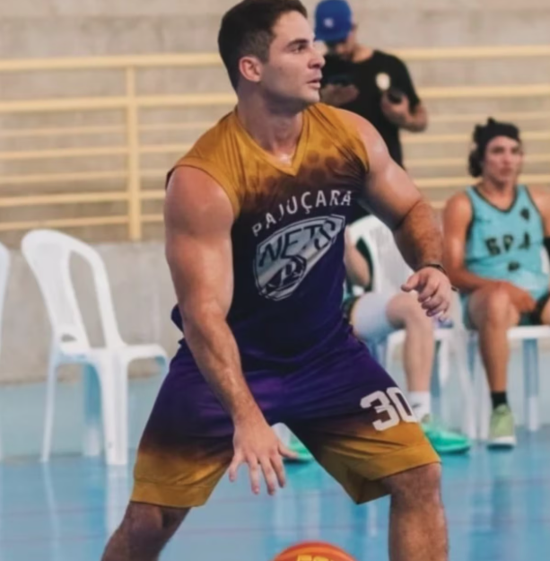 O agressor foi identificado como Igor Eduardo Pereira Cabral, de 29 anos, estudante e ex-jogador de basquete.
