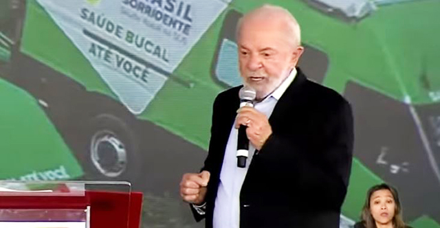 Presidente Lula durante evento em Sorocaba, onde entregou 400 Unidades Odontológicas Móveis