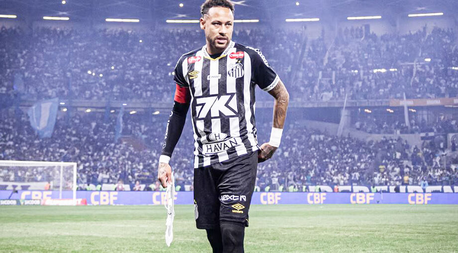 Neymar disputou sexto jogo consecutivo completo pelo Santos desde retorno ao Brasil.