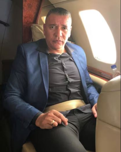 Líder do PCC será transferido para presídio de segurança máxima após prisão na Bolívia e condenação por lavagem de dinheiro.