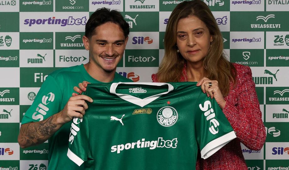 Khellven é apresentado no Palmeiras, celebra oportunidade e diz estar pronto para atuar em várias posições.