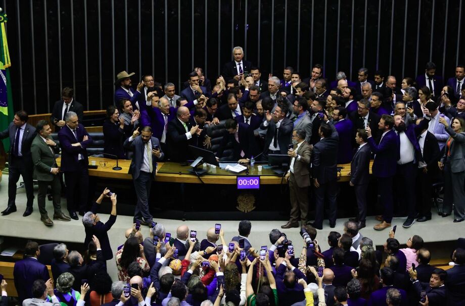 Deputados da oposição obstruíram trabalhos na Câmara em dois dias