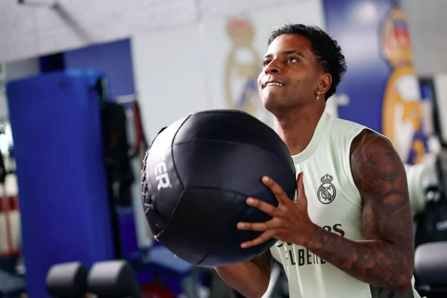 Rodrygo é relacionado para amistoso na Áustria e pode fazer sua despedida do Real Madrid antes de acerto com o Manchester City.