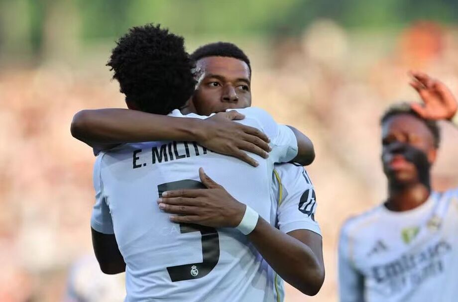 Éder Militão e Mbappé marcaram para o Real Madrid em amistoso contra o WSG Tirol