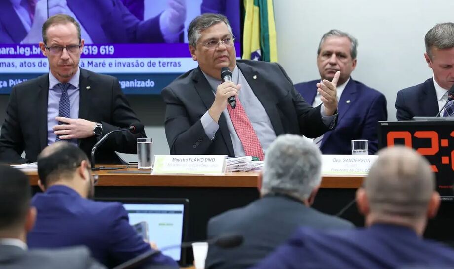 Ministro Flávio Dino convoca audiência pública para discutir a possibilidade de municípios ajuizarem ações no exterior, em casos relacionados a desastres em Mariana e Brumadinho.