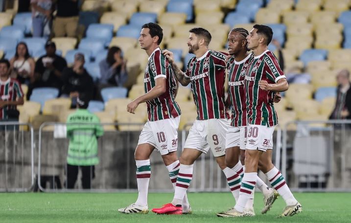 Everaldo fez o gol da vitória tricolor sobre o Grêmio