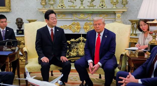Donald Trump se prepara para reunião com Lee Jae-myung para formalizar acordo comercial bilateral entre os EUA e a Coreia do Sul.