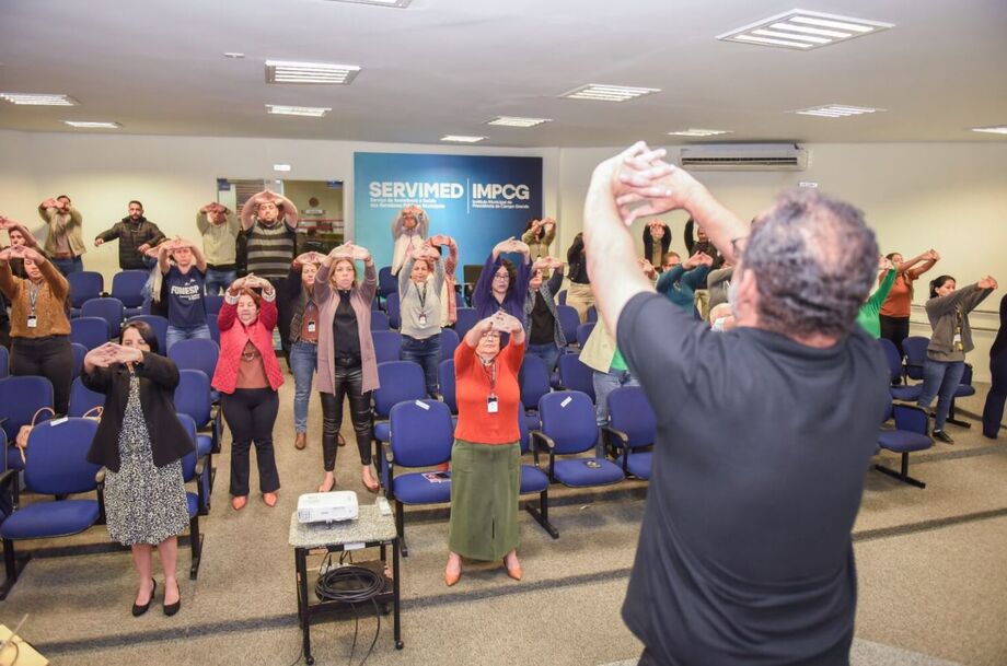 Servidores municipais participam da 6ª Semana de Atenção à Saúde promovida pelo IMPCG, com foco em bem-estar físico e mental no ambiente de trabalho.