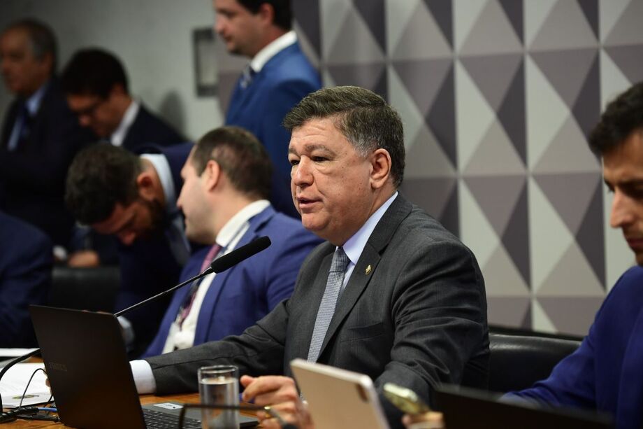 CPMI do INSS aprovou convocações de ex-presidentes e ministros para esclarecer fraudes em descontos de aposentados