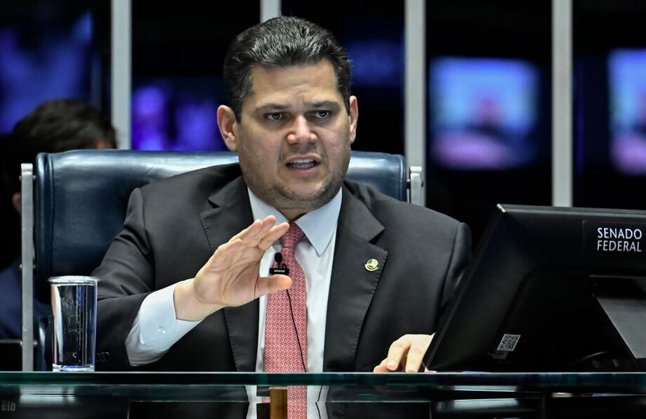 Presidente do Senado, Davi Alcolumbre, afirmou que emendas são instrumento de investimento e não devem ser criminalizadas.