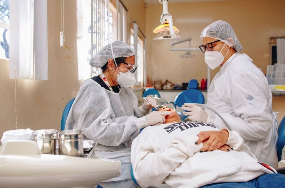 Moradores participam da quarta edição do Circuito da Saúde em Tarumã, com serviços médicos, vacinação e orientação preventiva.