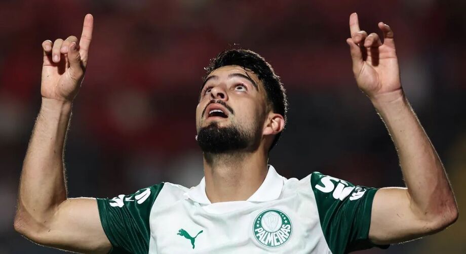 Flaco López comemora um dos seus gols pelo Palmeiras; atacante foi convocado pela primeira vez para a seleção argentina