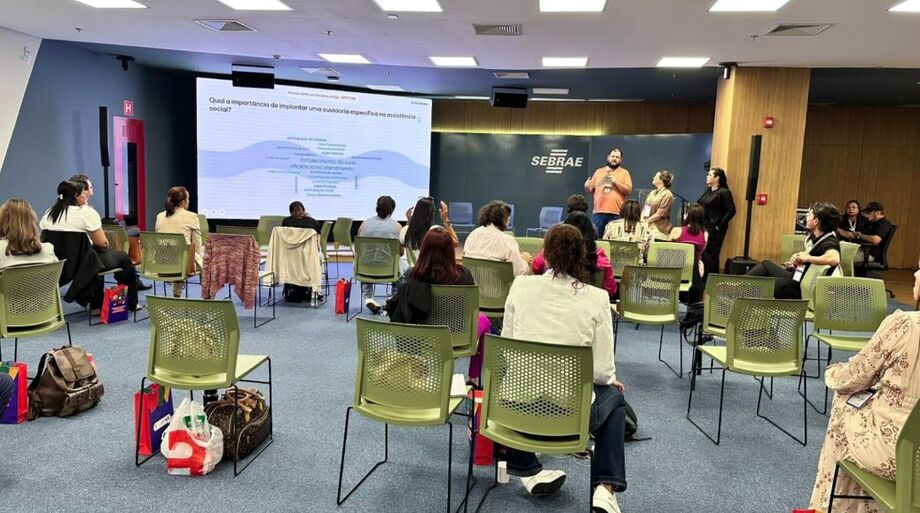 Representando Campo Grande, ouvidoria da SAS compartilha práticas e fortalece escuta cidadã no encontro regional em Cuiabá