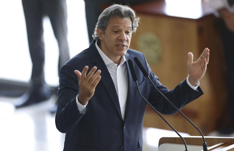 Fernando Haddad pediu renovação de visto para participar de eventos nos EUA em setembro e outubro