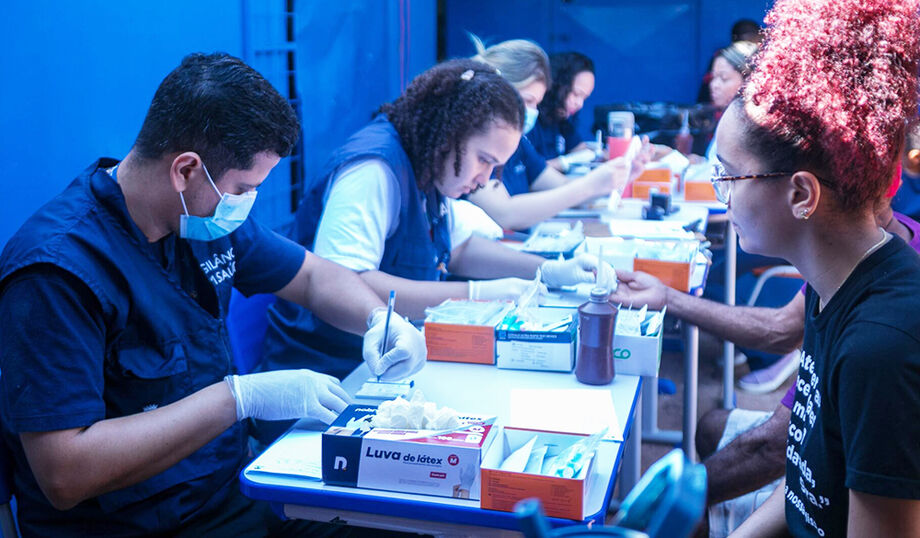 Essa iniciativa visa aumentar o acesso da população aos cuidados médicos, com foco na prevenção