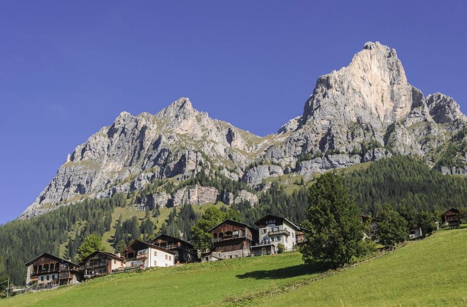 Foto mostra as Dolomitas, na Itália, região em que dezenas de trilhas foram fechadas na semana passada