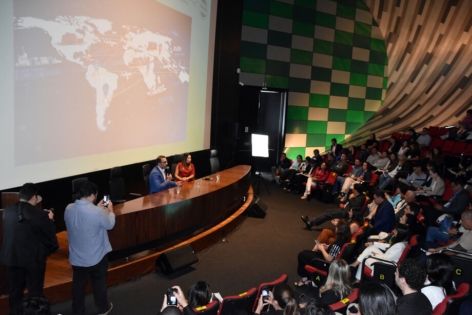 O diretor de Sustentabilidade da Fiems, Robson Del Casale, participou da 1ª Conferência em Sustentabilidade e Regulação em Saneamento de Mato Grosso do Sul,