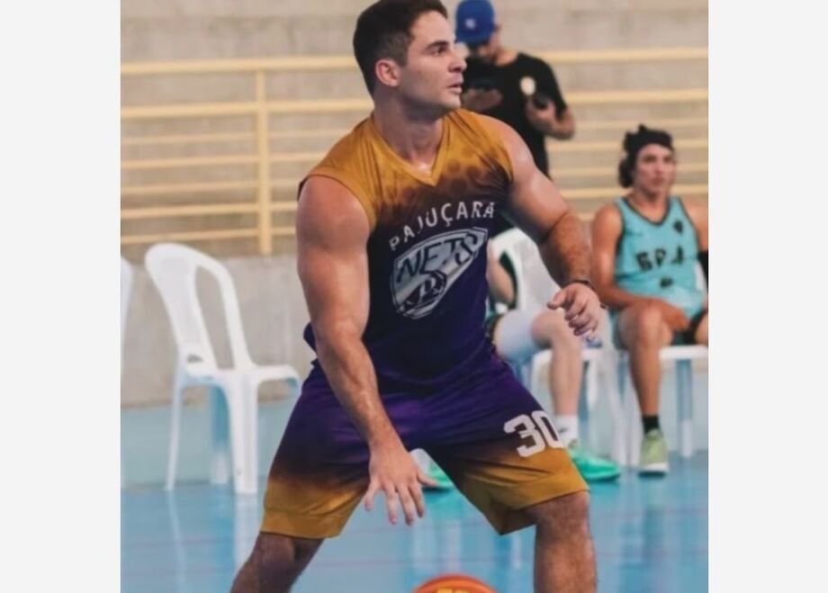 O agressor foi identificado como Igor Eduardo Pereira Cabral, de 29 anos, estudante e ex-jogador de basquete.