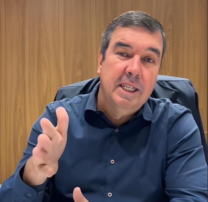 Em vídeo, Riedel celebrou o aniversário de Campo Grande e prometeu apoio contínuo a novos projetos.