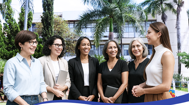 Prefeitas e secretárias de todo o Brasil participam do evento Elas Governam em Campo Grande, promovendo debate sobre orçamento público e políticas inclusivas.