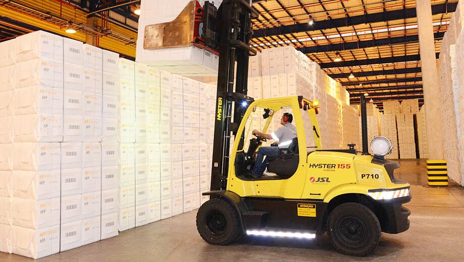 Campo Grande, Inocência e Dourados lideram a criação de mais de 8 mil vagas de emprego no primeiro semestre de 2025, impulsionadas pelo crescimento do setor industrial.
